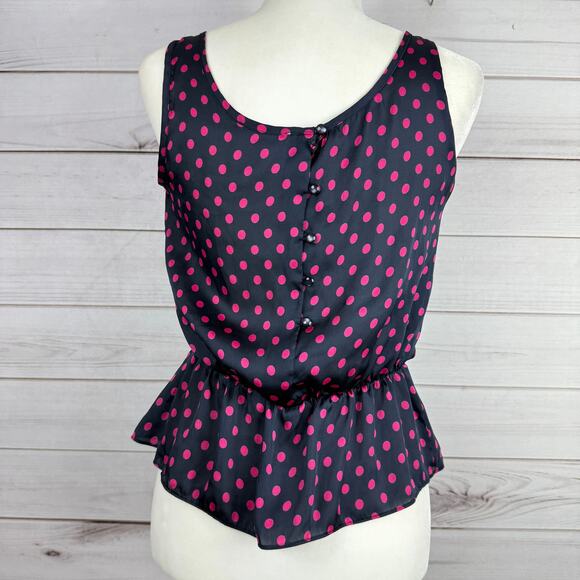 Violet and Claire Sleeveless Polka Dot Scoop Neck Button Back blouse Women’s S - Picture 3 of 4